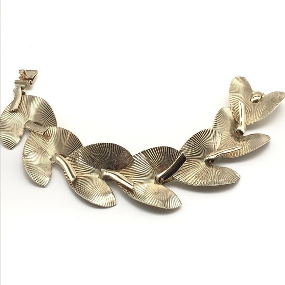 Napier Signed Vintage 925 Sterling Silver Leaves Link Bracelet 6.5" - Picture 1 of 9